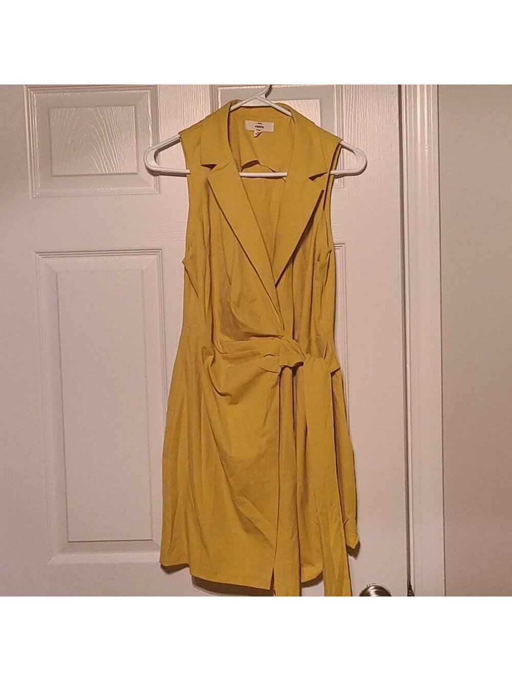kiwi green wrap dress NEW ENTRO